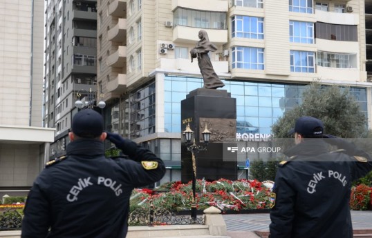 Azerbaijan observes minute of silence for Khojaly victims - PHOTO 