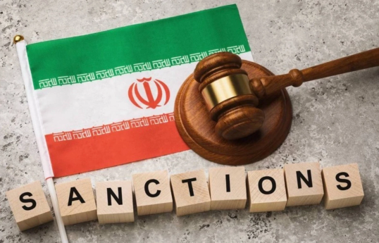 Iranian FM announces his intention to discuss the issue of sanctions at next meeting with United States