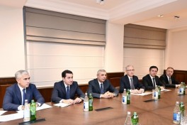 Head of Presidential Administration meets with COP32 President
