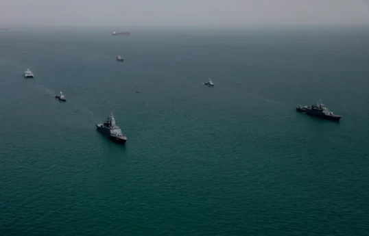 Oil majors suspend shipments via Strait of Hormuz amid Iran–US escalation