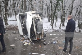 Two killed in chain-reaction car accident in Azerbaijan's Ismayilli