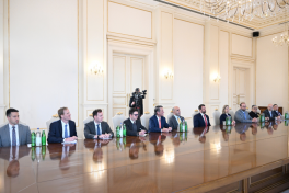 President Ilham Aliyev receives delegation from U.S.-UPDATED 