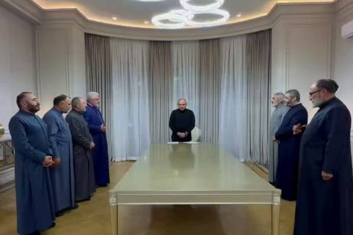 Pashinyan announces creation of council to reform Armenian Church