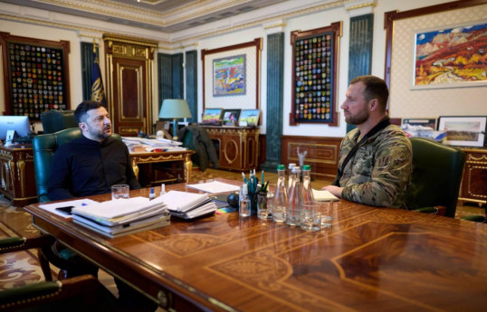 Volodymyr Zelenskyy, President of Ukraine and Yevhenii Khmara, Head of the Center of Special Operations “A” of the Security Service of Ukraine
