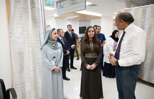 Leyla Aliyeva visits Sultan Qaboos Comprehensive Cancer Care and Research Center in Muscat