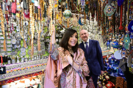 Vice-President of Heydar Aliyev Foundation Leyla Aliyeva tours Oman National Museum and Mutrah Souq in Muscat