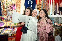 Vice-President of Heydar Aliyev Foundation Leyla Aliyeva tours Oman National Museum and Mutrah Souq in Muscat