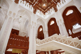 Vice-President of Heydar Aliyev Foundation Leyla Aliyeva visits Royal Opera House in Muscat