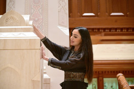Vice-President of Heydar Aliyev Foundation Leyla Aliyeva visits Royal Opera House in Muscat