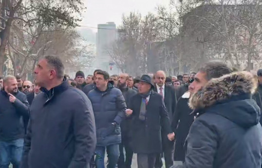 Pashinyan leads religious procession in Yerevan to support Armenian Church reforms