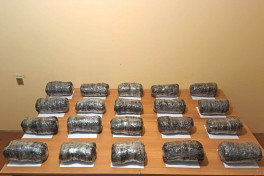 Azerbaijan detained 13 foreigners for violating state border last month