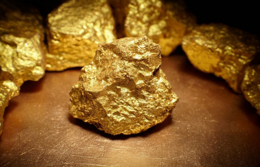 Gold prices have surpassed $4,500, setting a new historical record