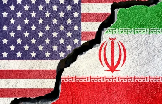 Iran warned regional countries of strikes on US bases if attacked: Official
