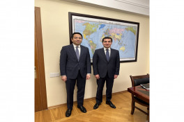 Assistant to Azerbaijani President discussed co-op with Kazakh ambassador