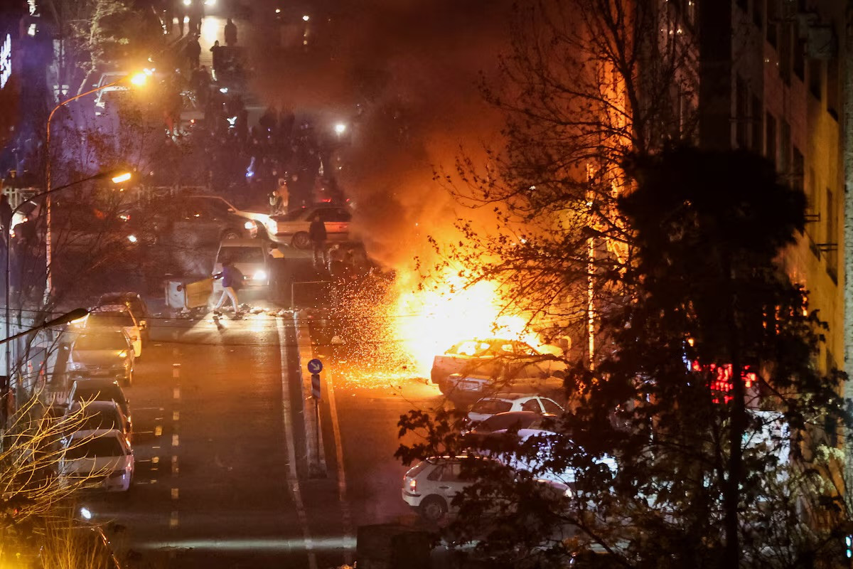 US imposes sanctions on Iran over crackdown on protesters