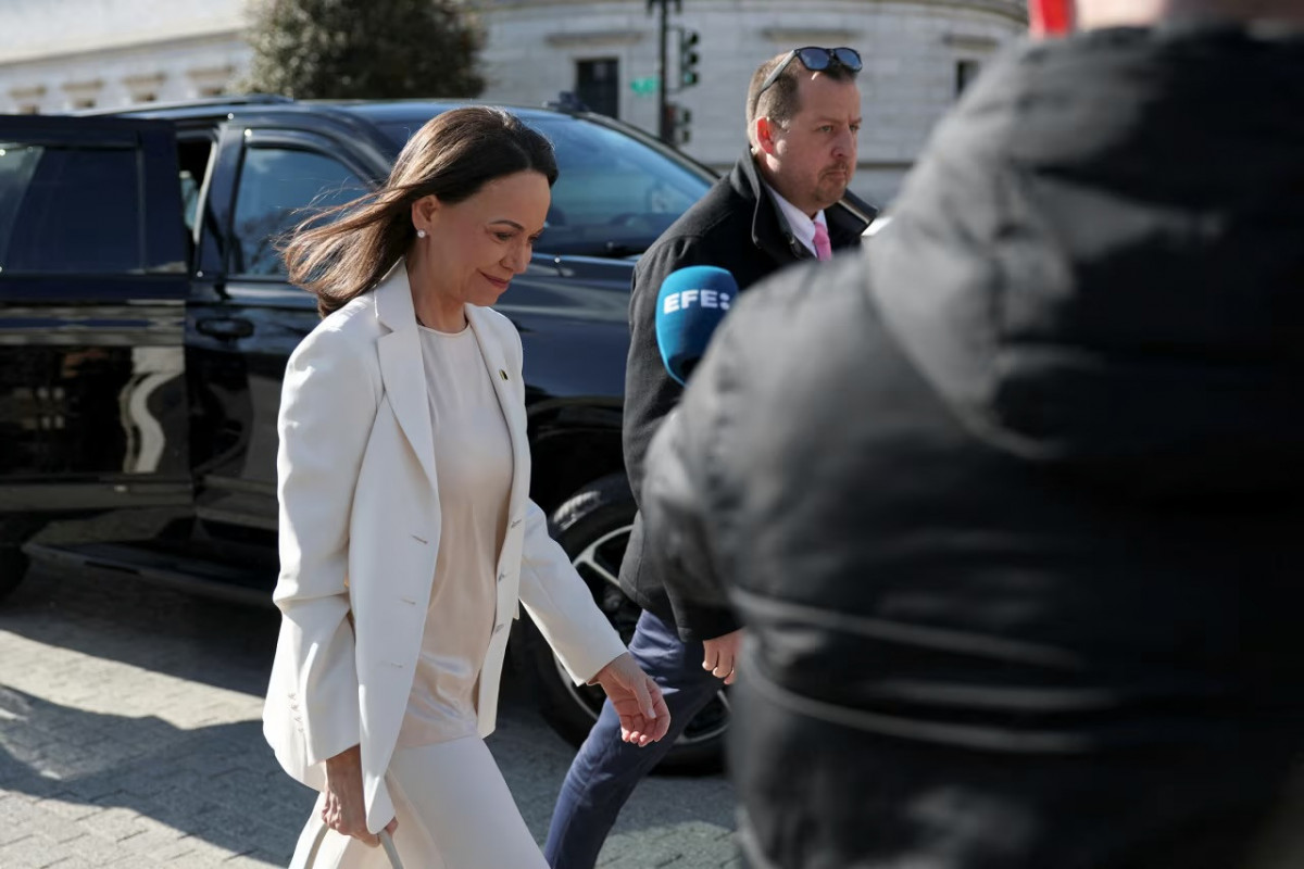 Venezuelan opposition leader arrives at the White House