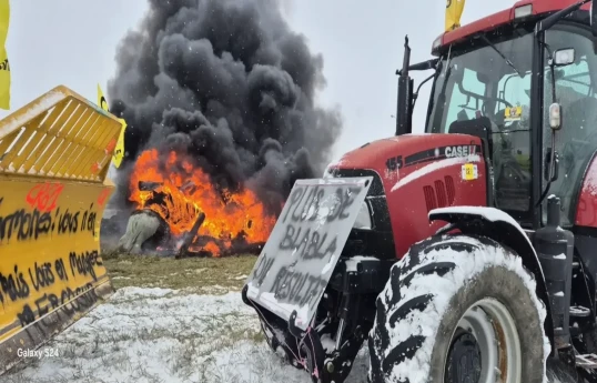 France hit by farmers’ protests; Hauliers warn over cargo destruction and police inaction
