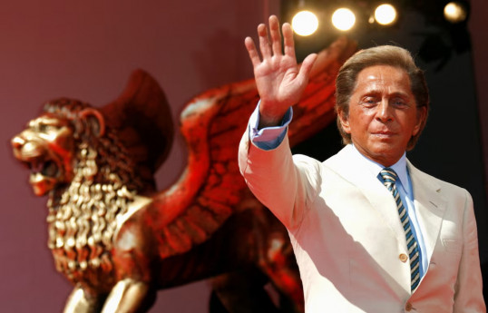 Italian fashion great Valentino dead at 93