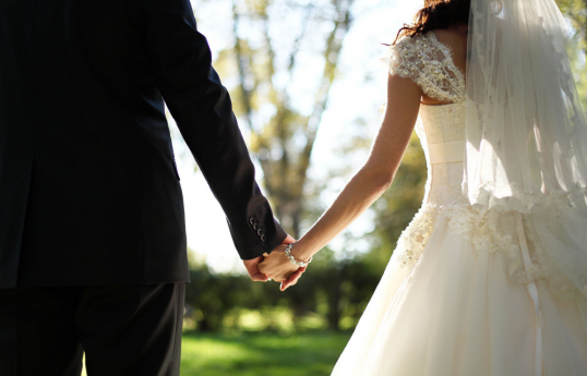 Poland scraps ‘man’ and ‘woman’ in marriage records