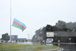 Azerbaijan observes moment of silence for 20 January martyrs-PHOTO 