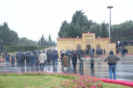 Azerbaijan observes moment of silence for 20 January martyrs-PHOTO 