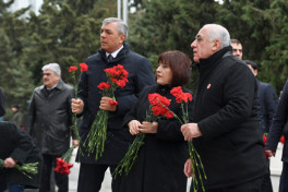 Azerbaijan's state and government officials visit Alley of Martyrs-PHOTO 