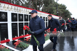 Azerbaijan's state and government officials visit Alley of Martyrs-PHOTO 