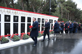 Azerbaijan's state and government officials visit Alley of Martyrs-PHOTO 