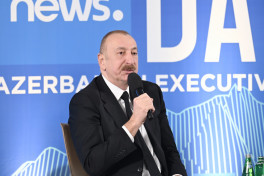 President Ilham Aliyev was interviewed by Euronews TV in Davos -PHOTO -UPDATED 