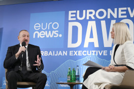 President Ilham Aliyev was interviewed by Euronews TV in Davos -PHOTO -UPDATED 