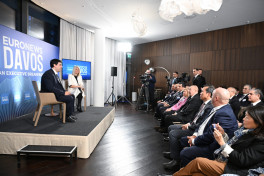 President Ilham Aliyev was interviewed by Euronews TV in Davos -PHOTO -UPDATED 