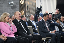President Ilham Aliyev was interviewed by Euronews TV in Davos -PHOTO -UPDATED 