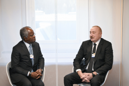 President Ilham Aliyev met with CEO of BlackRock, and Founding Partner, Chairman and CEO of Global Infrastructure Partners in Davos