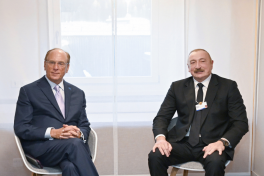 President Ilham Aliyev met with CEO of BlackRock, and Founding Partner, Chairman and CEO of Global Infrastructure Partners in Davos