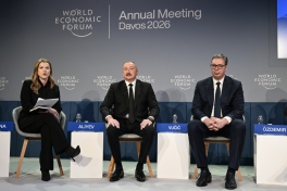 President Ilham Aliyev participated in panel session on “Defining Eurasia's Economic Identity” in Davos-UPDATED 