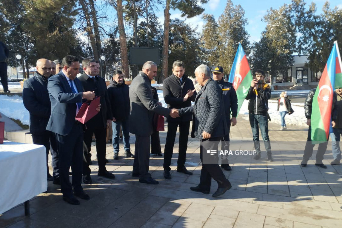 Azerbaijan relocates first group of residents to Khankendi city, families receive house keys -PHOTO -UPDATED - 1  -VIDEO 