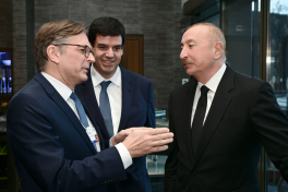 President Ilham Aliyev attended “Azerbaijan Executive Breakfast” event in Davos