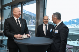 President Ilham Aliyev attended “Azerbaijan Executive Breakfast” event in Davos