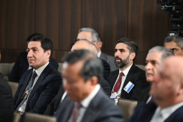 President Ilham Aliyev attended “Azerbaijan Executive Breakfast” event in Davos