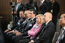 President Ilham Aliyev attended “Azerbaijan Executive Breakfast” event in Davos