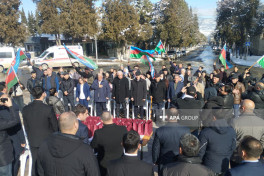 Azerbaijan relocates first group of residents to Khankendi city, families receive house keys -PHOTO -UPDATED - 1  -VIDEO 