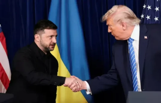 Ukrainian President Volodymyr Zelenskyy and Donald Trump, US President