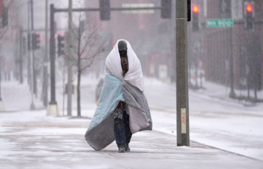 At least 14 U.S. states declare emergencies as storm approaches
