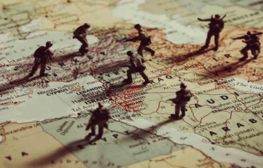 U.S. Calls on Arab Countries to Contain Iran