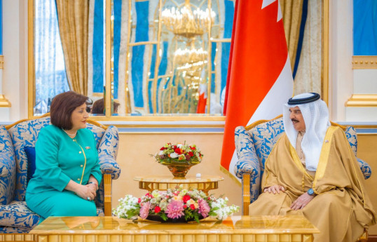 Milli Majlis Speaker Sahiba Gafarova and  King Hamad bin Isa Al Khalifa of the Kingdom of Bahrain
