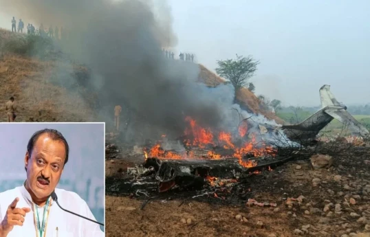 Aircraft crash kills India's Maharashtra deputy chief minister, 4 others