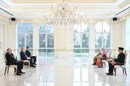 President Ilham Aliyev accepted the credentials of Indonesia's newly appointed ambassador -UPDATED 