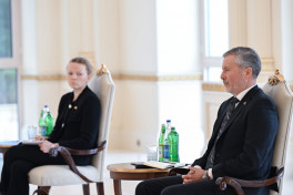 President Ilham Aliyev accepted the credentials of Norway's newly appointed ambassador -UPDATED 