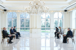 President Ilham Aliyev accepted the credentials of Australia's newly appointed ambassador -UPDATED 
