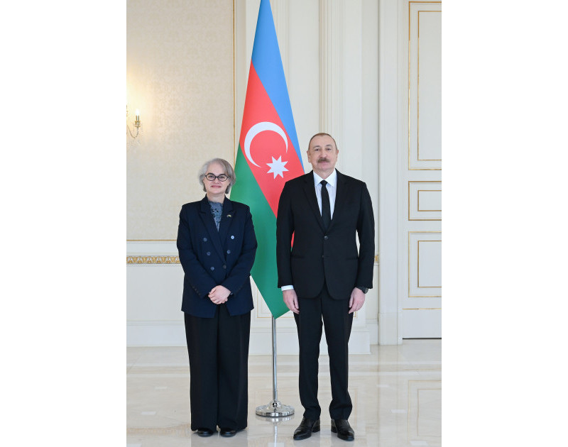 President Ilham Aliyev accepted the credentials of Australia's newly appointed ambassador -UPDATED 